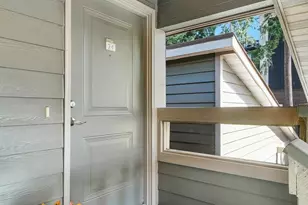 15406 NE 15th Pl, Bellevue, WA 98007 - Photo 7