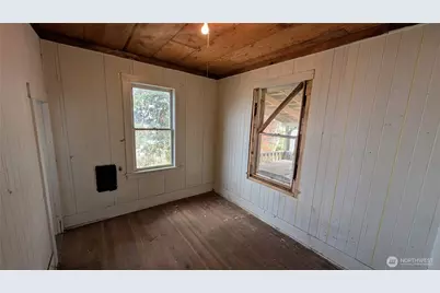 1811 W 5th Street, Port Angeles, WA 98363 - Photo 17