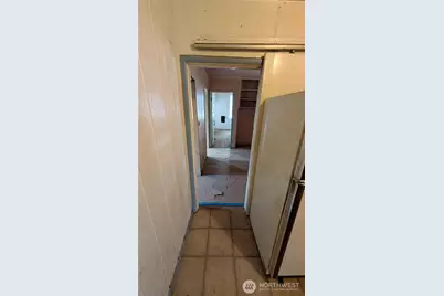 1811 W 5th Street, Port Angeles, WA 98363 - Photo 11