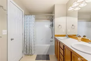 1365 NW Kathleen Dr, Oak Harbor, WA 98277 - Photo 9