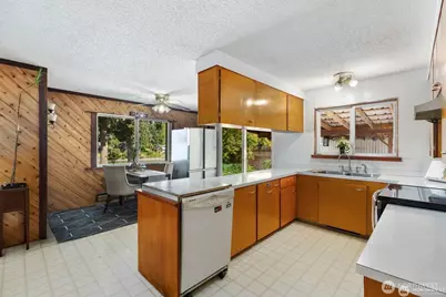 16468 Thorpe Road NE, Poulsbo, WA 98370 - Photo 23