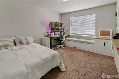 10610 130th Street E, Puyallup, WA 98374 - Photo 33