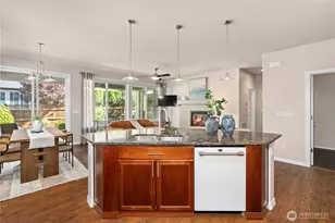 14509 Knoll Park Dr E, Bonney Lake, WA 98391 - Photo 11