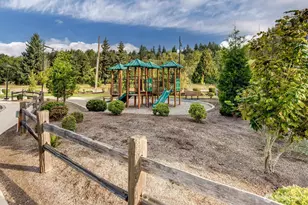 14105 SE 153rd Pl, Renton, WA 98058 - Photo 27