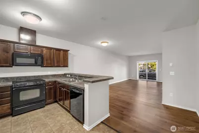 1731 10th Avenue NE #B105, Issaquah, WA 98029 - Photo 9