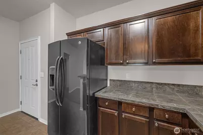 1731 10th Avenue NE #B105, Issaquah, WA 98029 - Photo 13