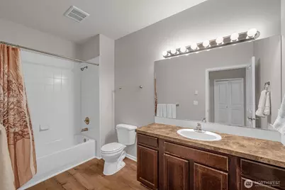 1731 10th Avenue NE #B105, Issaquah, WA 98029 - Photo 19