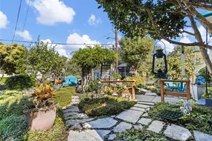 3809 S Trenton St, Seattle, WA 98118 - Photo 5