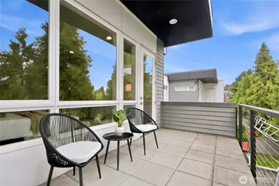 201 4th Court S #15, Kirkland, WA 98033 - Photo 33
