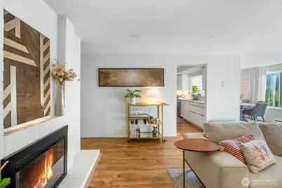 3206 80th Avenue SE #3, Mercer Island, WA 98040 - Photo 3