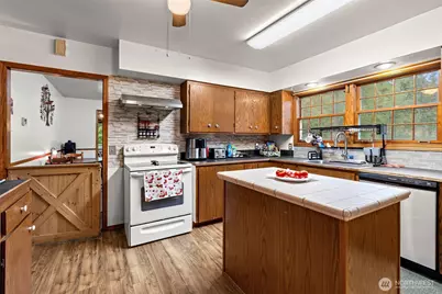 612 E Summa Street, Centralia, WA 98531 - Photo 11