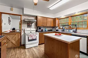 612 E Summa St, Centralia, WA 98531 - Photo 11