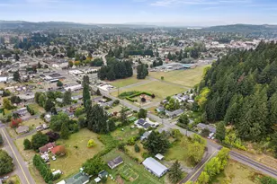 612 E Summa St, Centralia, WA 98531 - Photo 37