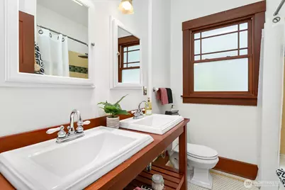 4329 5th Avenue NE, Seattle, WA 98105 - Photo 15