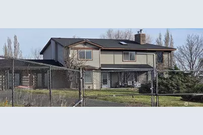 8601 Scenic Drive, Yakima, WA 98908 - Photo 3
