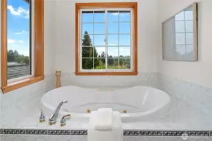 5404 NE 197th St, Lake Forest Park, WA 98155 - Photo 25