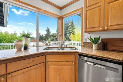 5404 NE 197th Street, Lake Forest Park, WA 98155 - Photo 13