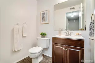 1301 NW Slate Ln, Silverdale, WA 98383 - Photo 17