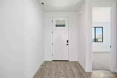 930 L Street NE, Ephrata, WA 98823 - Photo 5