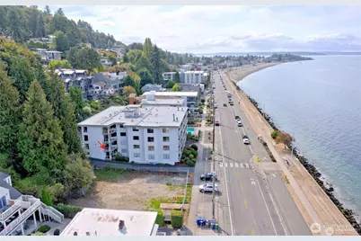 2104 Alki Avenue SW #205, Seattle, WA 98116 - Photo 1
