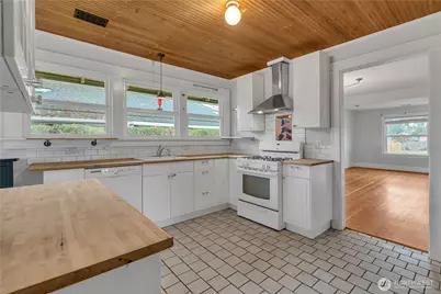 511 Louviers Avenue, DuPont, WA 98327 - Photo 11