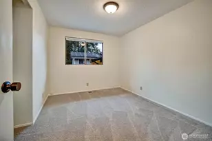 13732 A Corliss Ave N, Seattle, WA 98133 - Photo 15