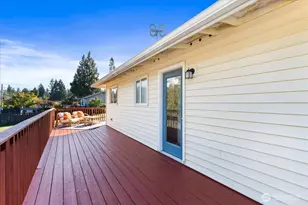 1351 S Highland Ave, Tacoma, WA 98465 - Photo 5