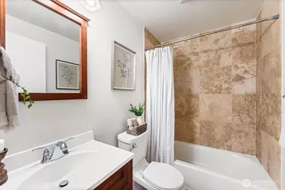 1351 S Highland Avenue, Tacoma, WA 98465 - Photo 27
