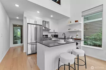 2612 E Yesler Way, Seattle, WA 98122 - Photo 15