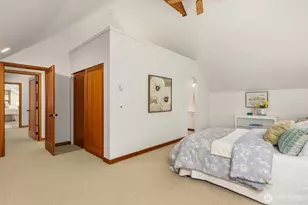 7349 Madrona Dr NE, Bainbridge Island, WA 98110 - Photo 21