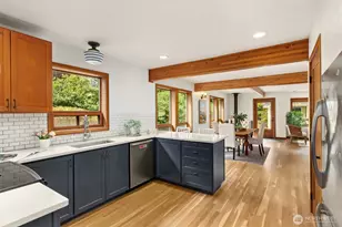 7349 Madrona Dr NE, Bainbridge Island, WA 98110 - Photo 11