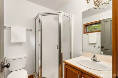 7349 Madrona Drive NE, Bainbridge Island, WA 98110 - Photo 35