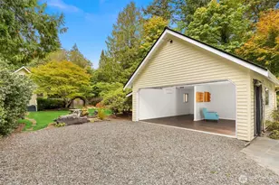 7349 Madrona Dr NE, Bainbridge Island, WA 98110 - Photo 29