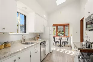 5208 36th Ave NE, Seattle, WA 98105 - Photo 13