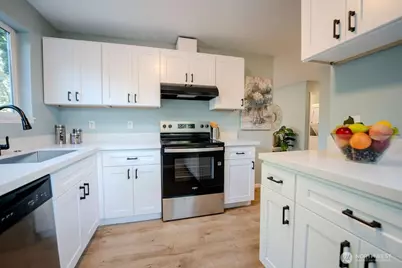 12419 SE Petrovitsky Road, Renton, WA 98058 - Photo 3