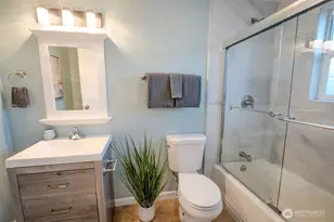 12419 SE Petrovitsky Rd, Renton, WA 98058 - Photo 11