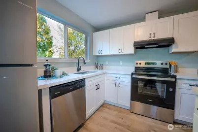 12419 SE Petrovitsky Road, Renton, WA 98058 - Photo 5