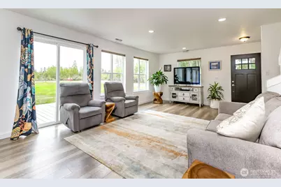 33114 40th Avenue S, Roy, WA 98580 - Photo 9