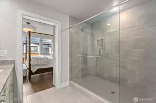 9631 NE 183rd St, Bothell, WA 98011 - Photo 17