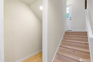 8043 19th Ave NE, Seattle, WA 98115 - Photo 17