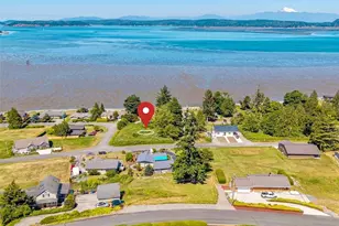 651 E Maplewood Loop, Oak Harbor, WA 98277 - Photo 1