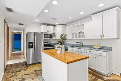 7819 225th Place SW, Edmonds, WA 98026 - Photo 23