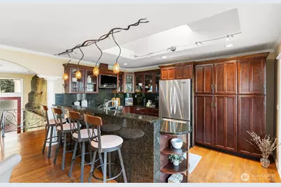 11912 Marine View Drive, Edmonds, WA 98026 - Photo 21