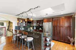 11912 Marine View Dr, Edmonds, WA 98026 - Photo 21