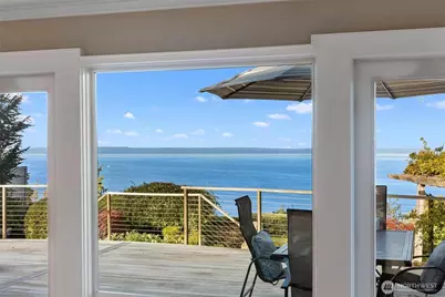 11912 Marine View Drive, Edmonds, WA 98026 - Photo 11