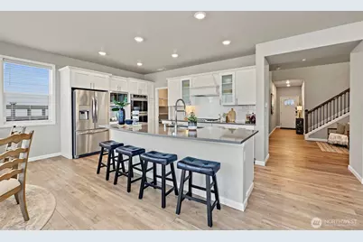32800 Ash Avenue SE, Black Diamond, WA 98010 - Photo 3