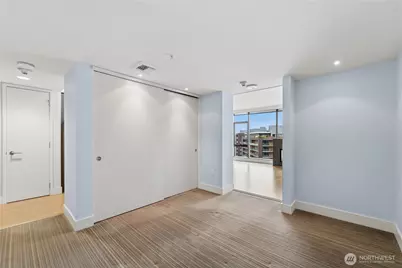 820 Blanchard Street #904, Seattle, WA 98121 - Photo 9