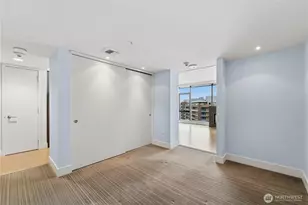 820 Blanchard St, Seattle, WA 98121 - Photo 9