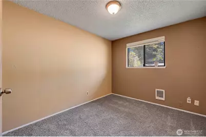 6910 E Cascade Drive, Port Orchard, WA 98366 - Photo 27
