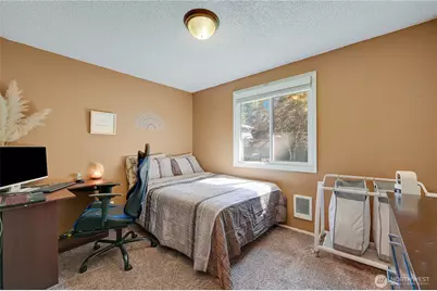 6910 E Cascade Drive, Port Orchard, WA 98366 - Photo 29